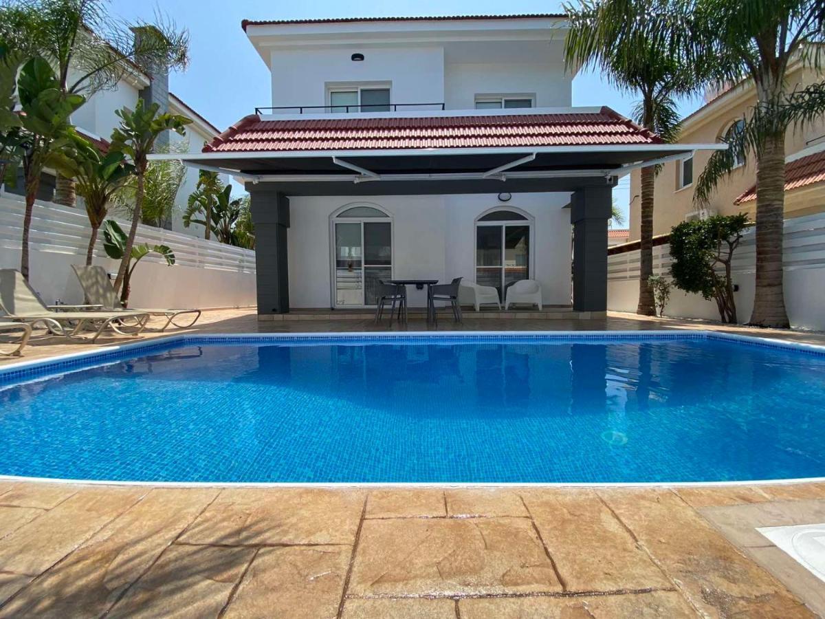 Villa Diana - 200 Meters From Kapparis, Fireman'S Beach Paralímni Extérieur photo