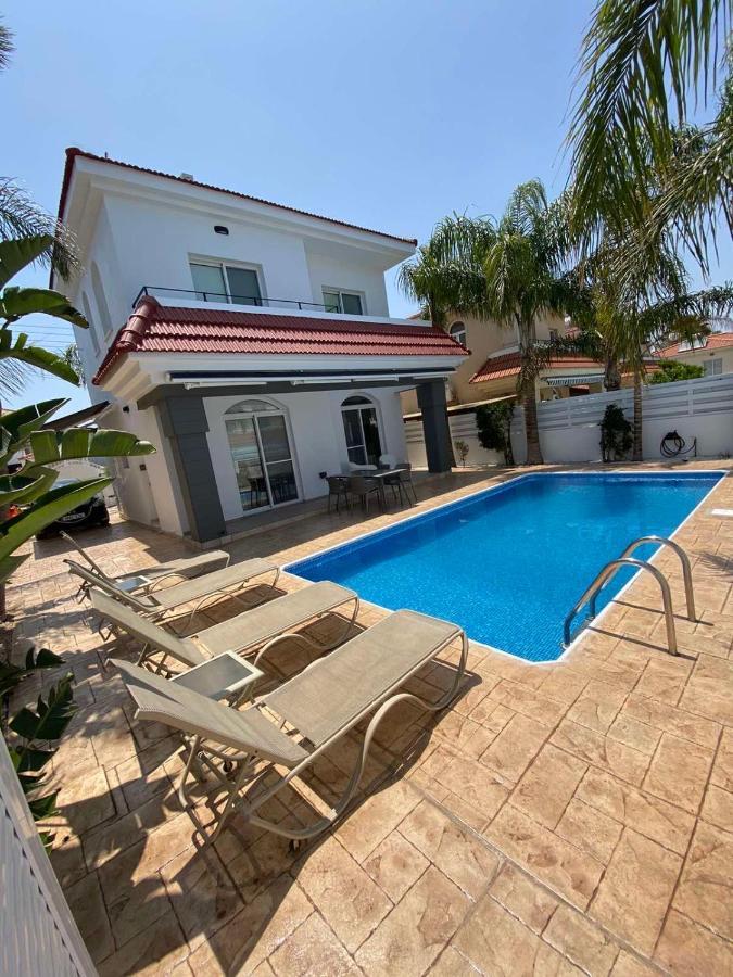 Villa Diana - 200 Meters From Kapparis, Fireman'S Beach Paralímni Extérieur photo