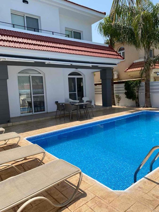 Villa Diana - 200 Meters From Kapparis, Fireman'S Beach Paralímni Extérieur photo